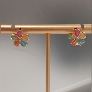 New 18k Rose Gold plated Micro Galaxy Gem Floral Snap Back Huggy Earrings